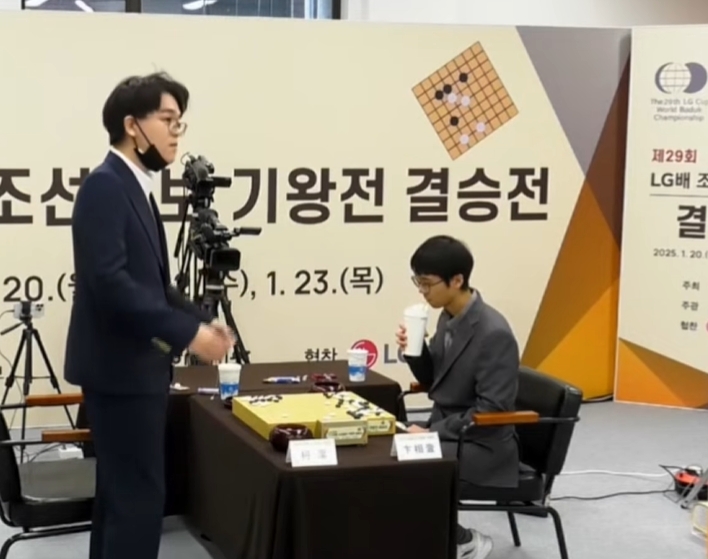 韩媒:韩国棋院2月3日将进行紧急会议,商讨如何解决争议问题