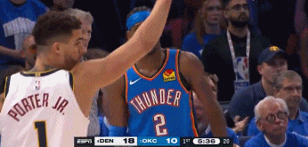 太强硬！阿隆-戈登顺下接球 对抗防守强攻打进之后加罚也有